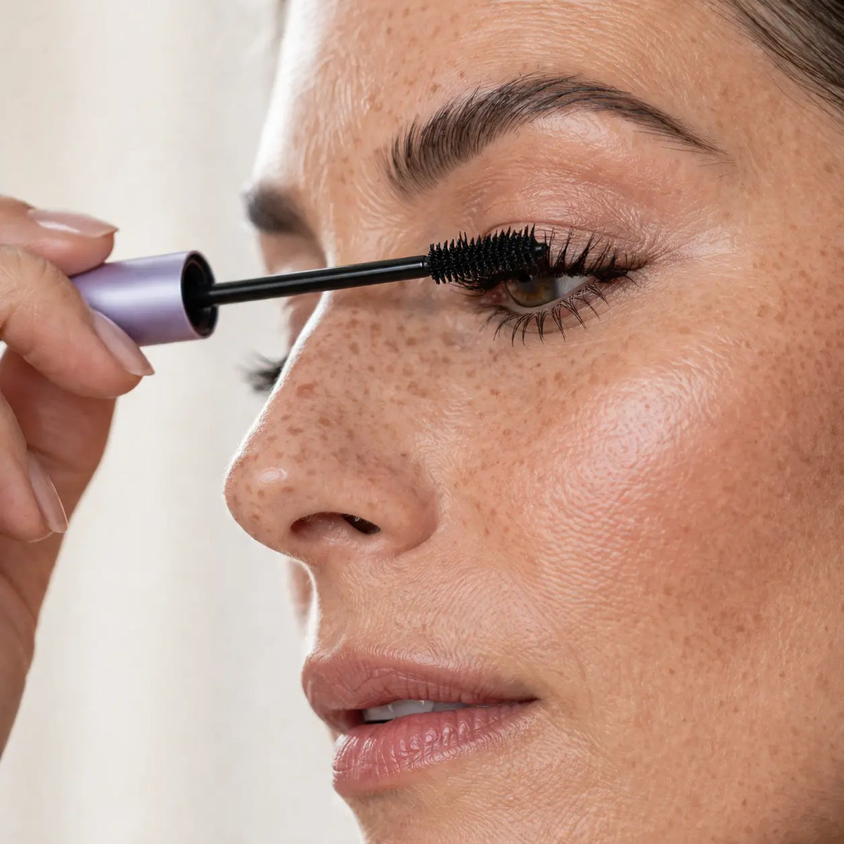 Dailyvello Mascara - For Mature Lashes